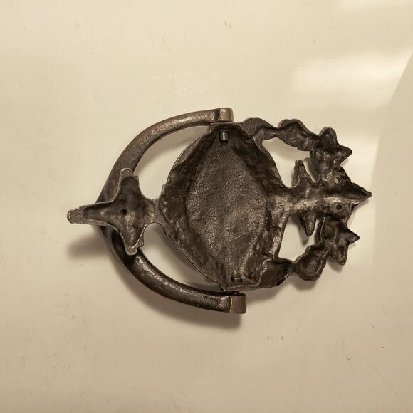 7.5" x 5" Brass Doorknocker Vintage, French Floral Style and beautifully made. - Picture 6 of 7